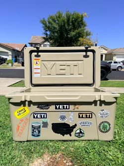 Yeti 65 tundra ice chest