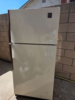 General electric refrigerator