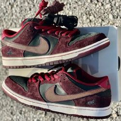 Nike SB Riot Skate shop dunks 