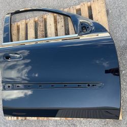 06-12 Mercedes GL450 Front Right Side Exterior Door Shell Black OEM
