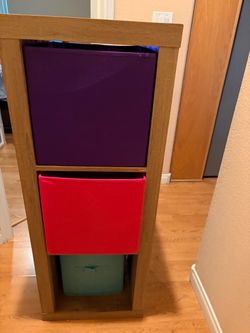 Book shelf storage