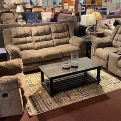 Workhorse Cocoa Reclining Living Room Set /couches /Sofa and Loveseat 
