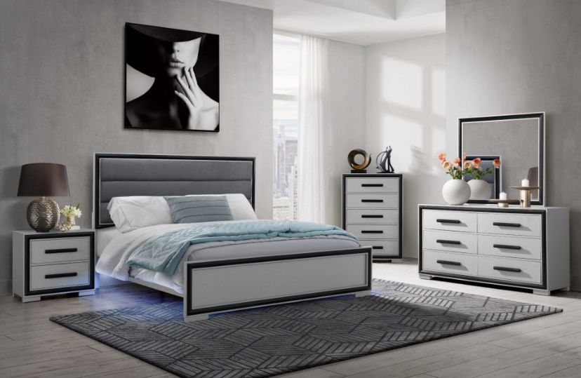 Modern Bedroom Room Set 5 PC SET