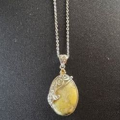 S/Silver Necklace w/ Agave Stone Pendant