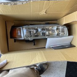 BRAND NEW Never Been Installed Headlights For 91 Honda Accord 