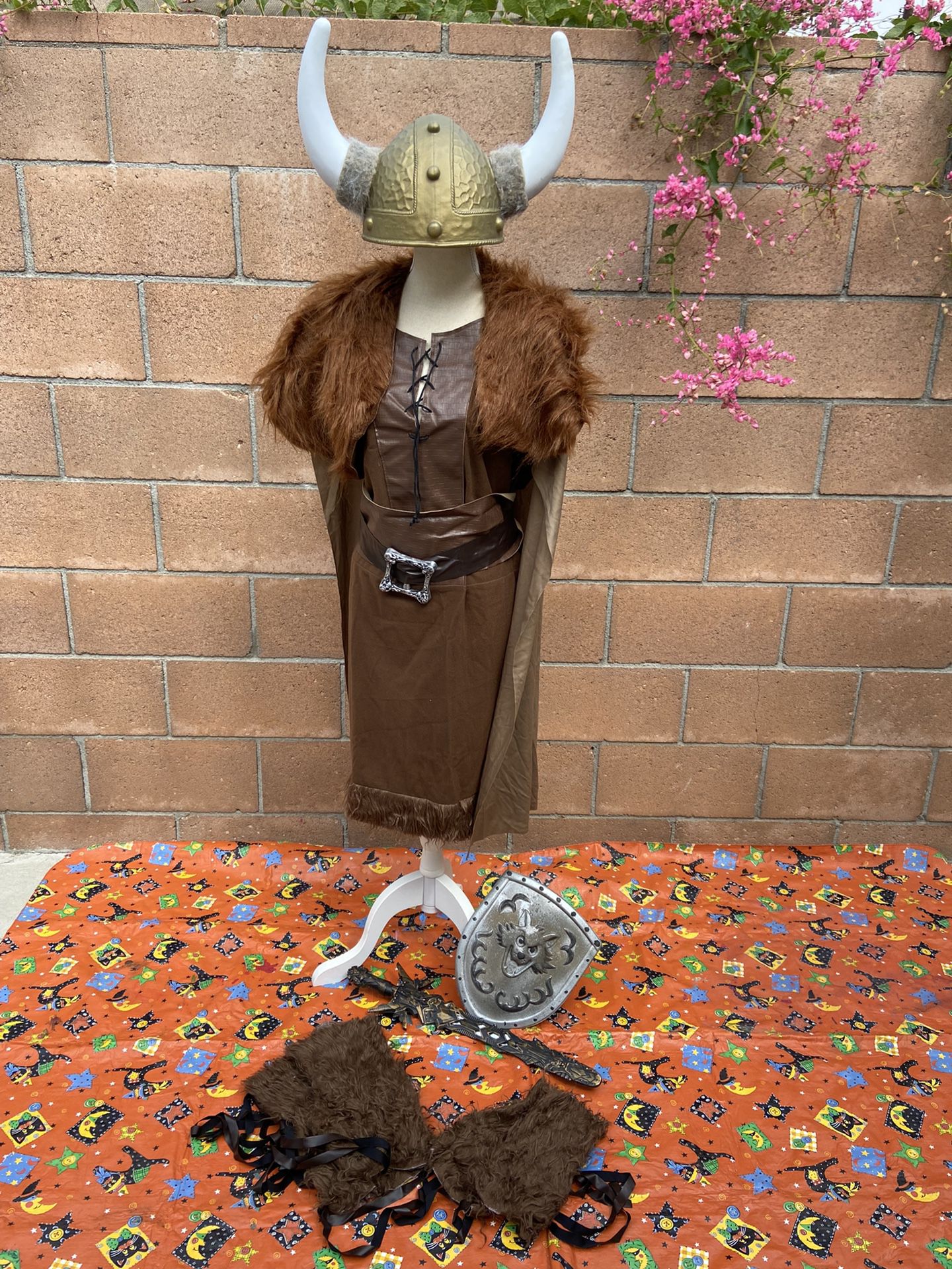 Men Viking Costume with Accessories 