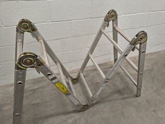 12 Ft Metal Step Ladder- Folding