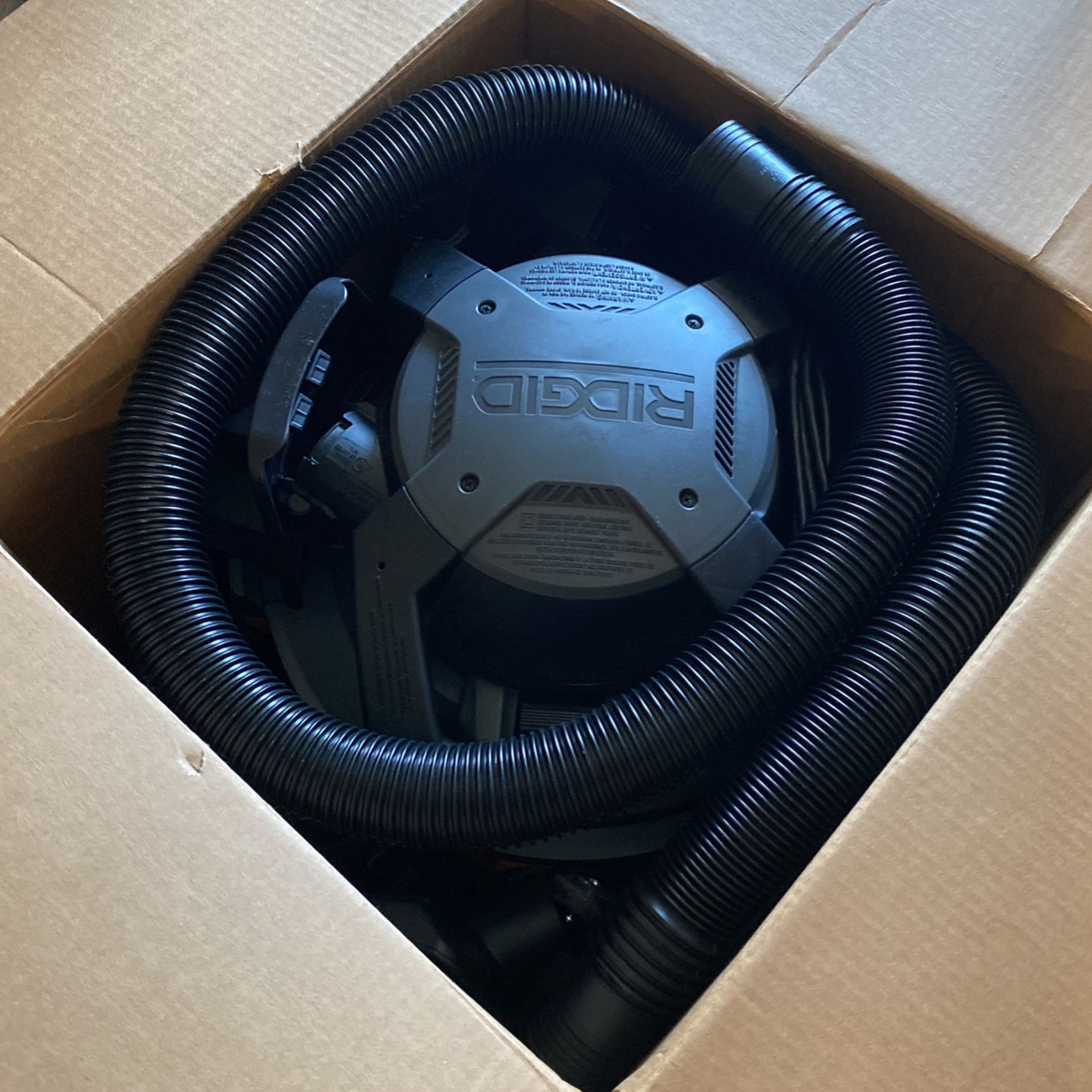 16 Gallon Ridgid Brand Shop Vac/Leaf Blower for Sale in Las Vegas, NV