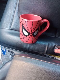 2011   SPIDERMAN  CUP