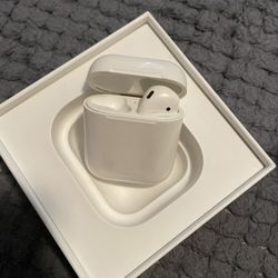 AirPods