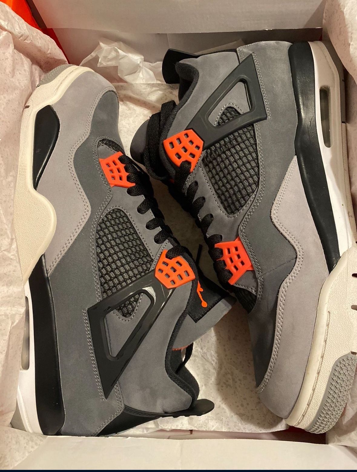 Jordan 4 Retro infrared (size 13)