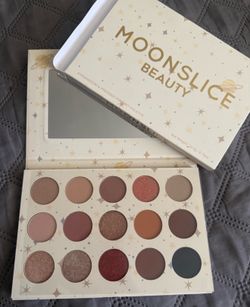 Eyeshadow Palette