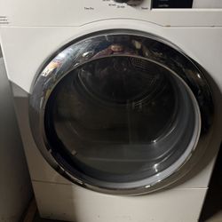HERE’S A FANTASTIC DEAL ON A BOSCH DRYER THAT HAS ECOSMART, ACTIVEDRY, AND DYNAMICAIR AS A PART OF IT! 