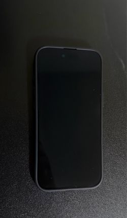 Black iPhone Air 256GB— Like New Condition + Case & Charging Cable