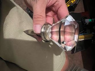 Vintage crystal perfume stopper