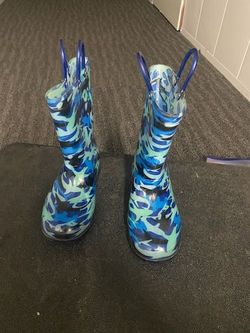 Boys Rain Boots Size 1