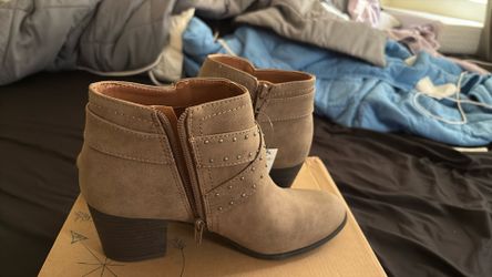 Women Boots