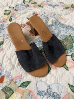 Women’s heels 8.5