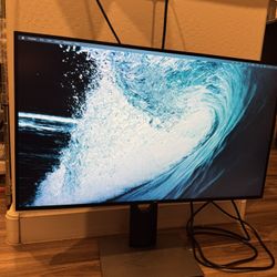2x Dell UltraSharp 27" LCD LED Monitor - 3840 x 2160 4K Display - 60 Hz Refresh Rate