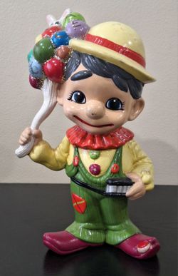VINTAGE 1970S CERAMIC BALLOON VENDOR/CLOWN FIGURINE