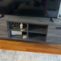 MEDIA CONSOLE TV STAND 