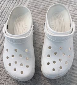 White Classic Crocs Size 11 Men’s 13 Women’s