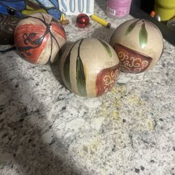 Decorative balls