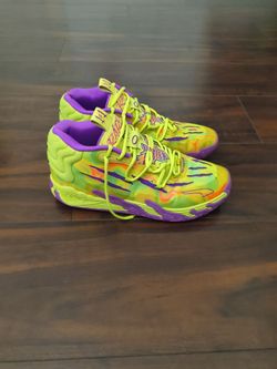 M.E.L.O 01 of One+ shoe size 11