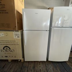 Whirlpool 18.2 cu. ft. Top Freezer Refrigerator in White