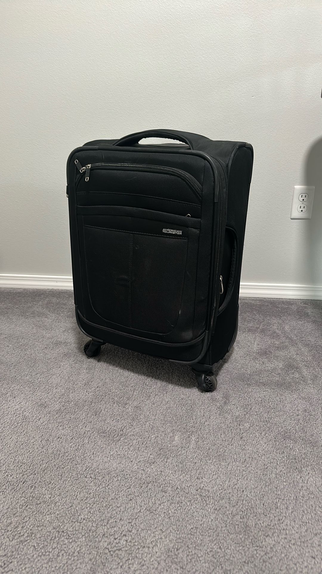 American Tourister Carry on