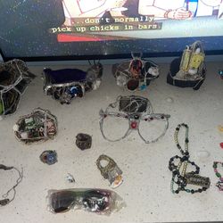 Please help (Gay male jewelry artist For Everyone 