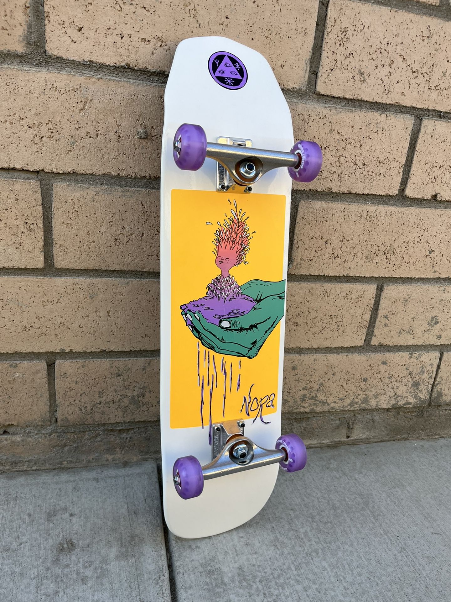 Custom 8.0 Welcome Skateboard