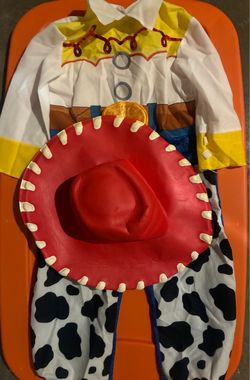Jessie costume toy story size 4-6 $15