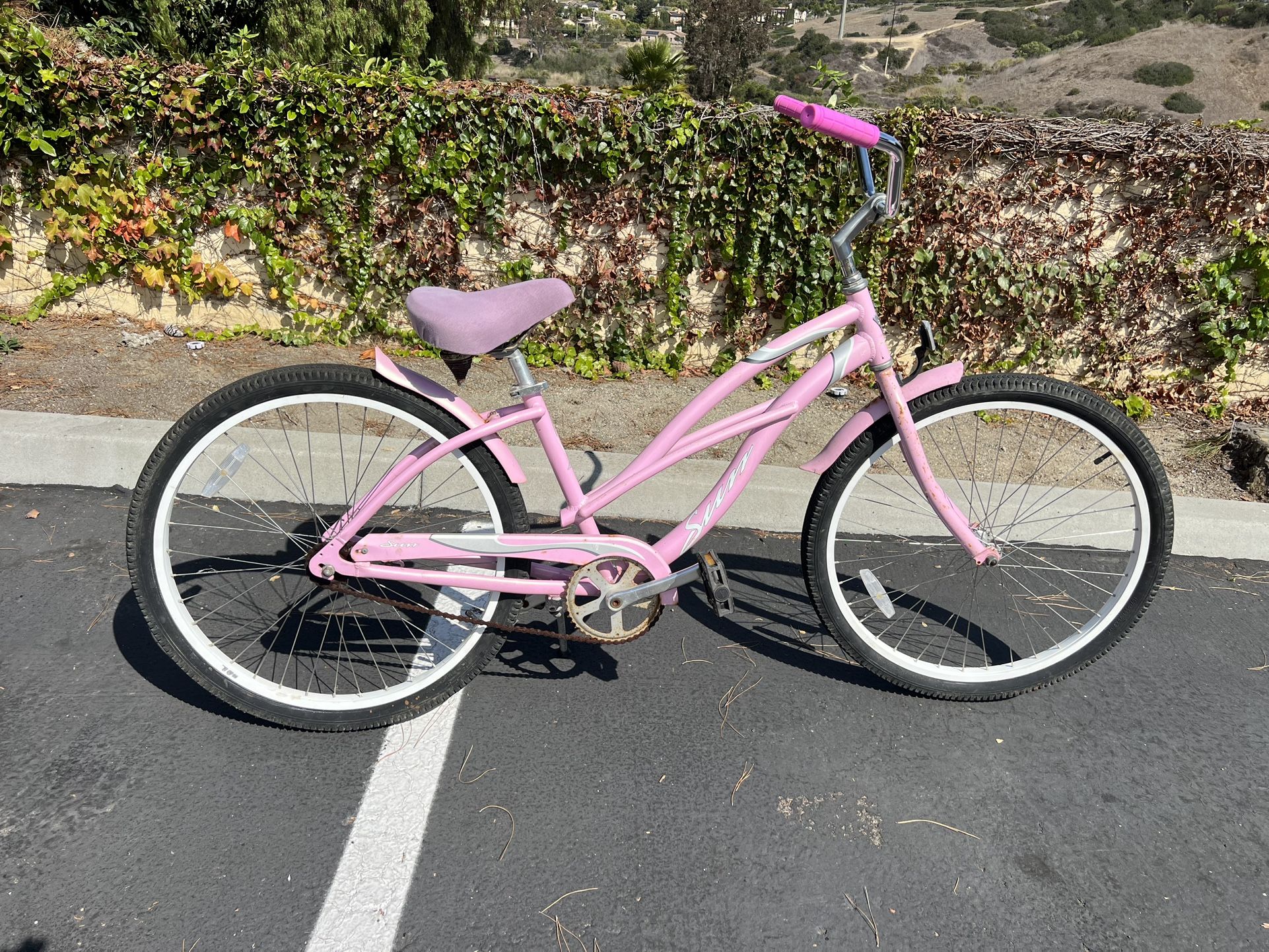 Sun Bicycles Beach Cruiser 26””