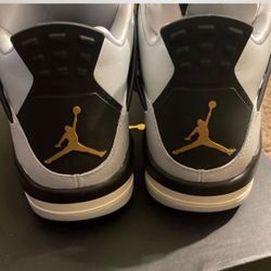 Jordan 4s 