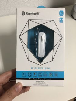 Brand-new!!! Bluetooth earbuds touch control