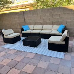Excellent Condition Outdoor Furniture Patio Set