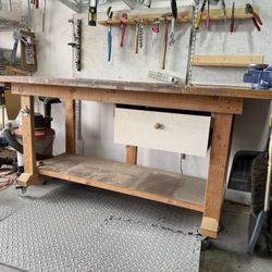 Heavy duty 6ft Rolling Work Bench
