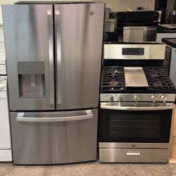 GE Stainless Steel Refrigerator and Gas Range Set