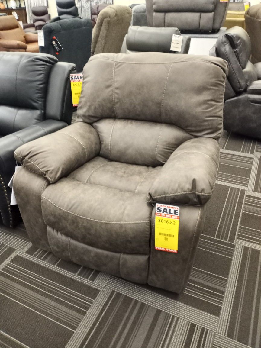 Kilmartin Rocker Recliner