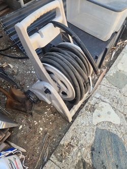 100ft heavy duty hose with garden hose reel cart