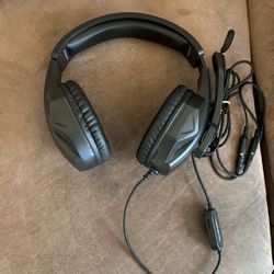 Monster & Beexcellent Pro Gaming Headsets for sale!
