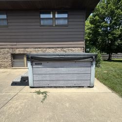 Viking Spas Kegacy 2 Hot Tub