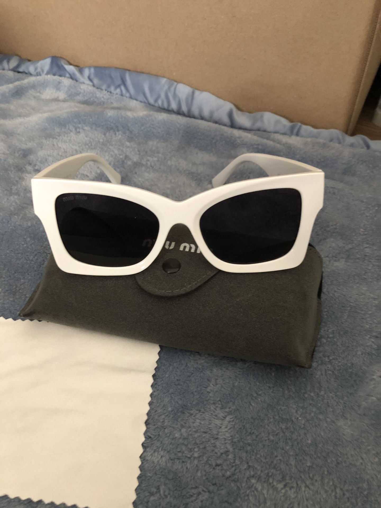 Beautiful White Sunglasses