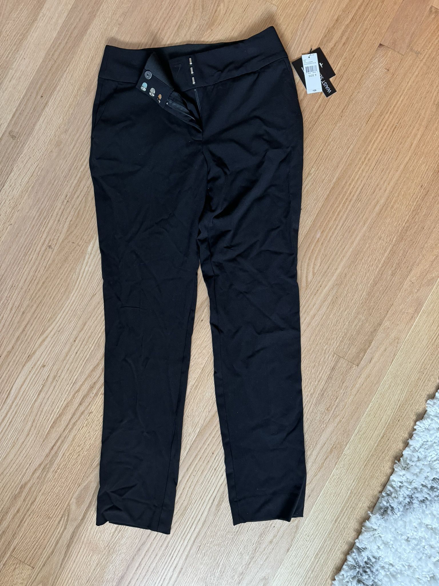 New Women’s Black Dress Pants (Size 9)
