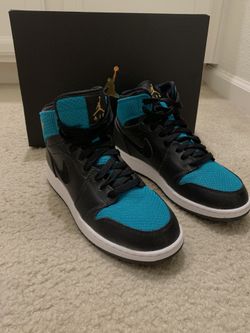 Jordan 1 Mid Rio Teal Never Worn Womens Size 7.5