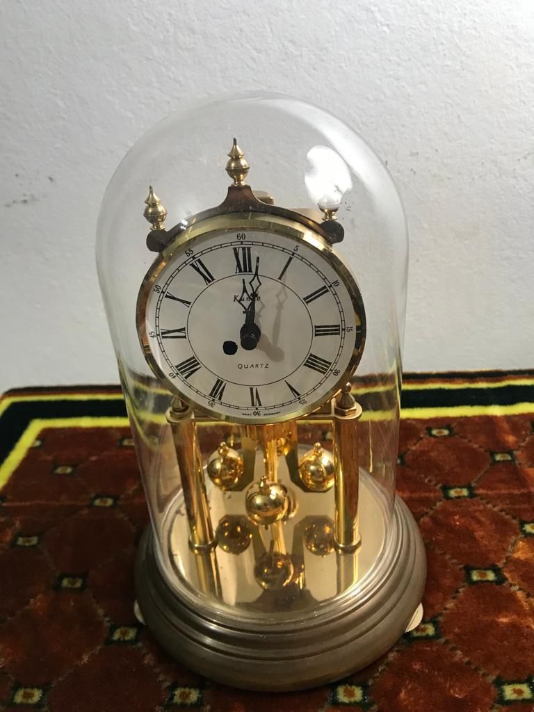 Reloj Antiguo Pendulo Con Urna Cristal
