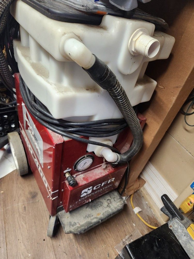 Carpet Cleaner
