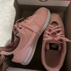 Nike Cortez