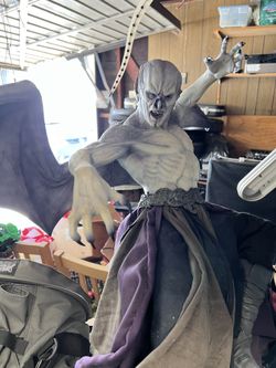 Elite creature collectables Marcus 1/4 Scale